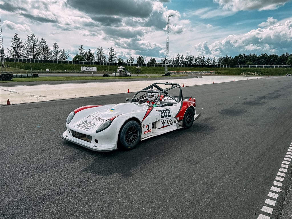 Arion Racing Championship: Intens racing og tæt parløb med Seven Racing.
(Foto: Jonas Raagaard)